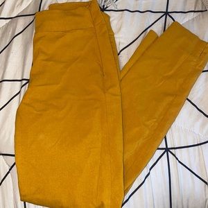 Size 2 skinny dress pants!
